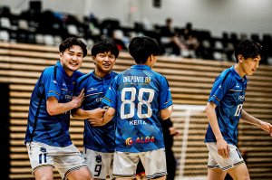 第8回頂杯 グループリーグ 第3試合