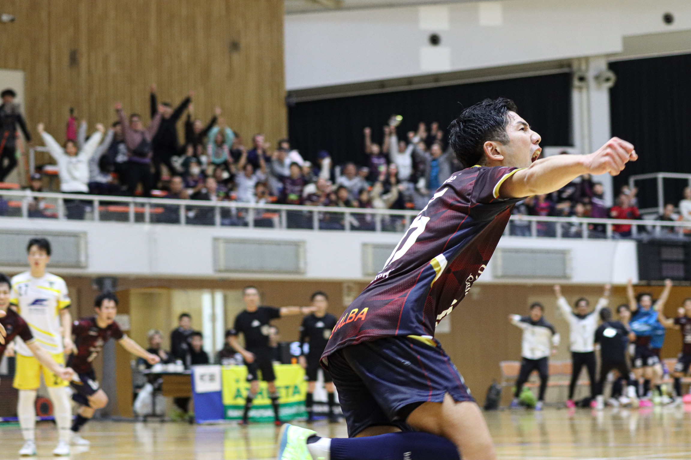 ゾット早稲田フットサルクラブ選手写真：神蔵 翼