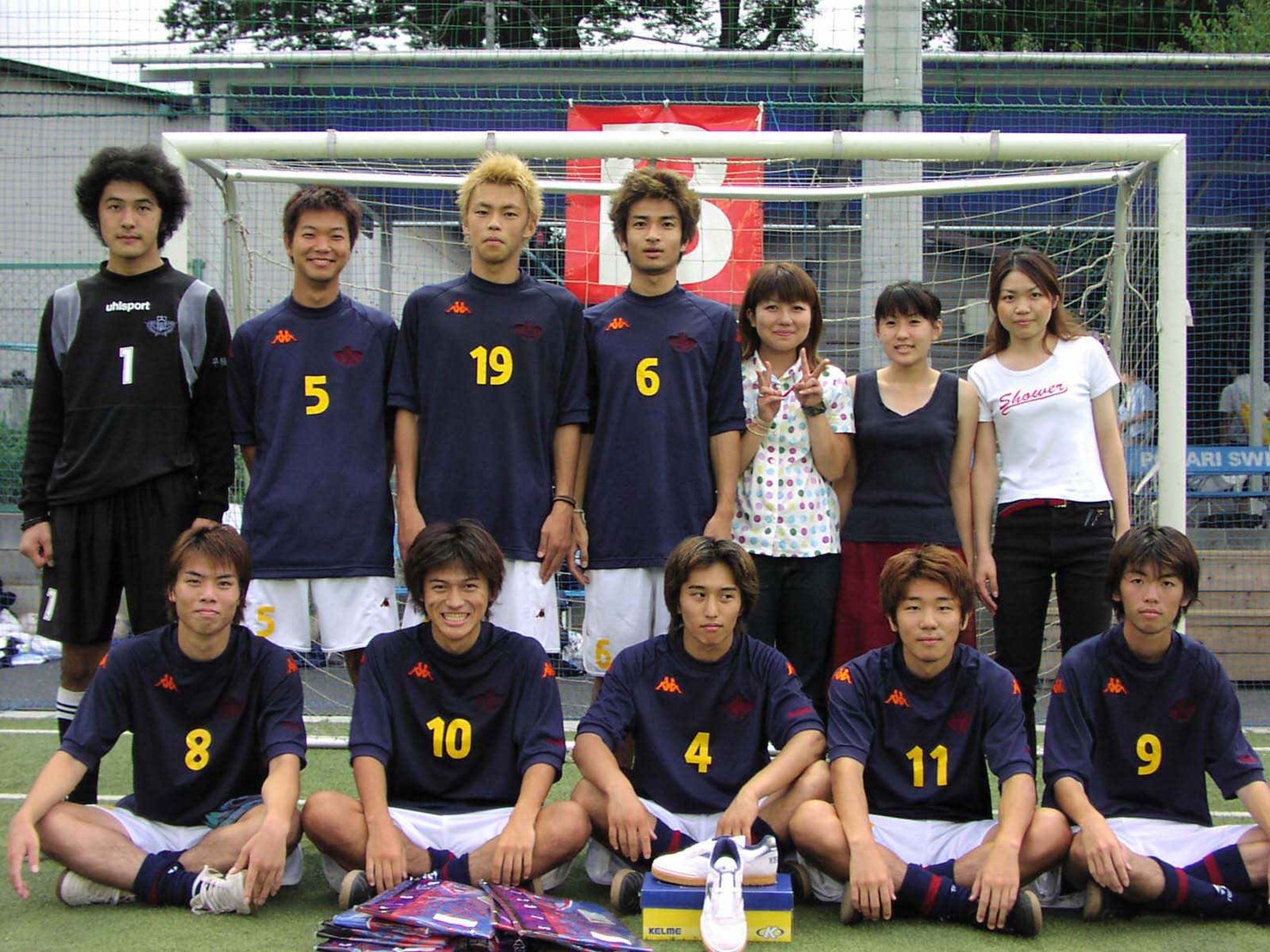 2001年のZOTTのチーム写真